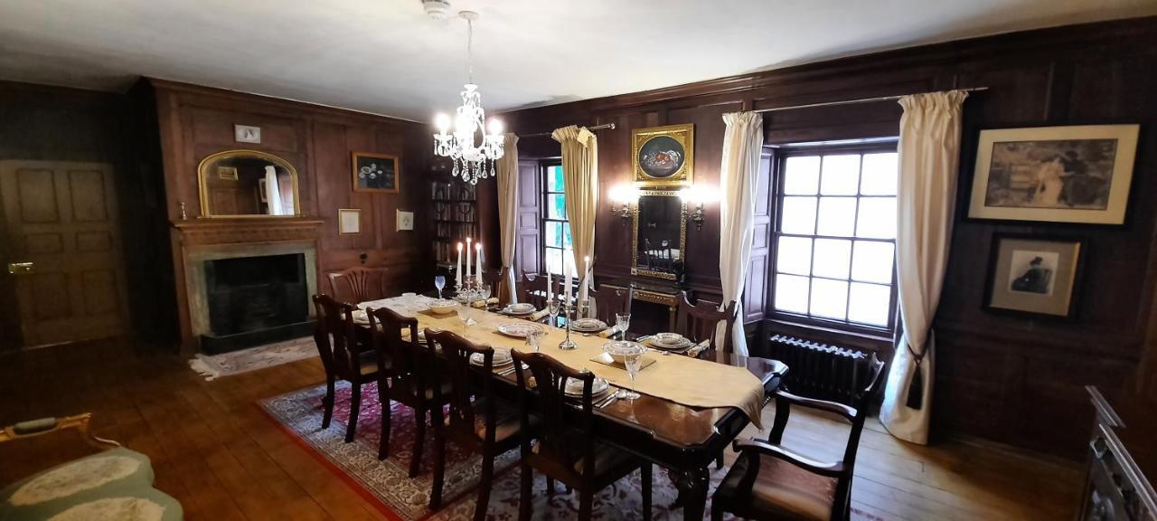 East Wing Lickleyhead Castle Villa Auchleven Dış mekan fotoğraf